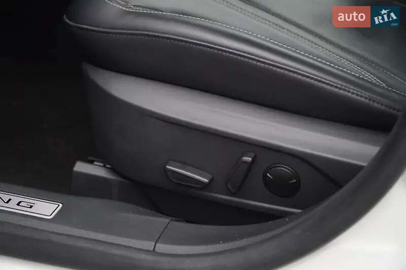 Внедорожник / Кроссовер Ford Mustang Mach-E 2022 в Киеве фото 7 Внедорожник / Кроссовер Ford Mustang Mach-E 2022 в Киеве