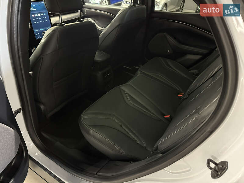 Внедорожник / Кроссовер Ford Mustang Mach-E 2021 в Владимире