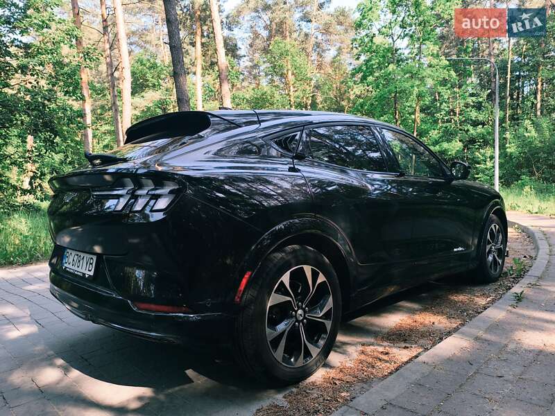 Внедорожник / Кроссовер Ford Mustang Mach-E 2023 в Львове