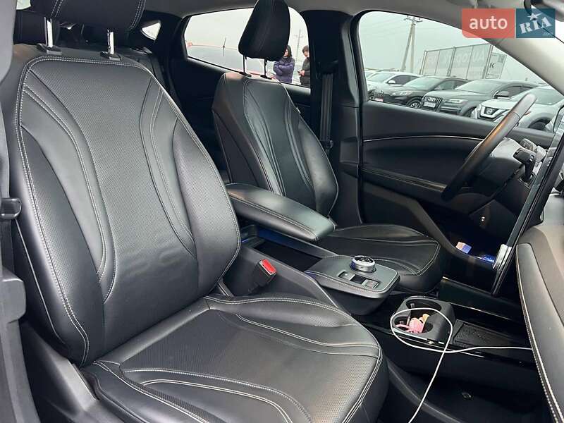 Позашляховик / Кросовер Ford Mustang Mach-E 2022 в Львові