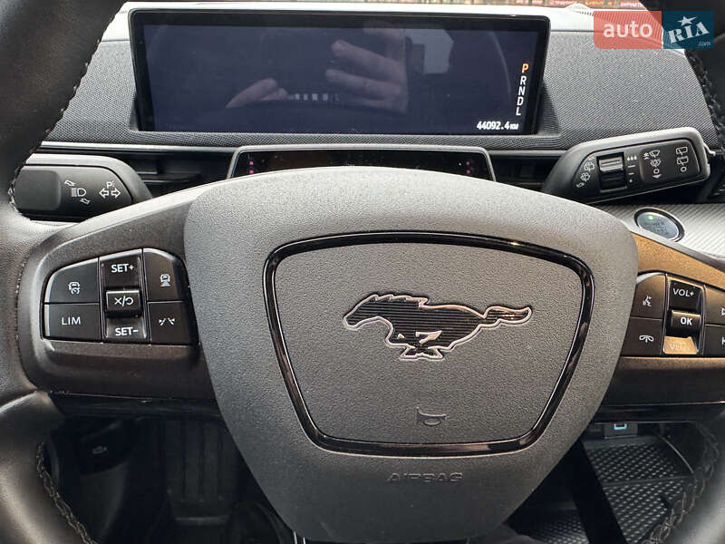 Внедорожник / Кроссовер Ford Mustang Mach-E 2022 в Ивано-Франковске