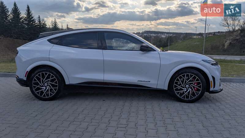 Позашляховик / Кросовер Ford Mustang Mach-E 2022 в Тернополі