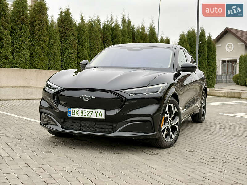 Позашляховик / Кросовер Ford Mustang Mach-E 2023 в Рівному