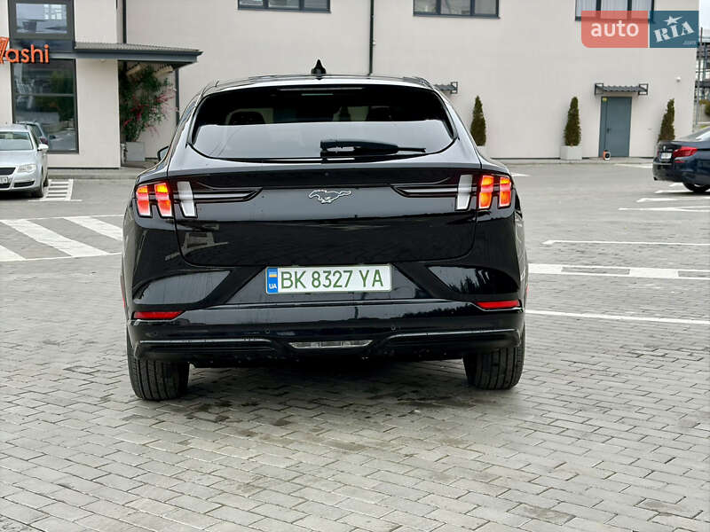 Позашляховик / Кросовер Ford Mustang Mach-E 2023 в Рівному