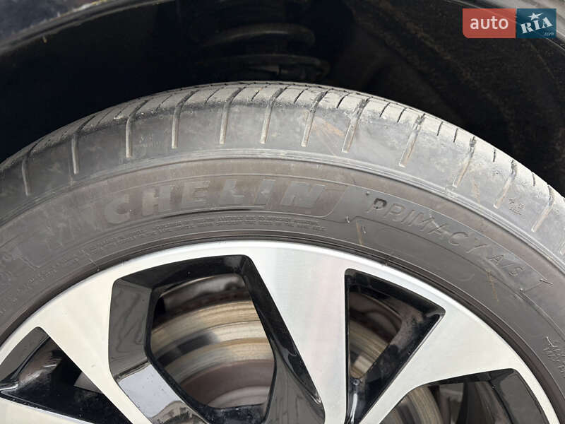 Позашляховик / Кросовер Ford Mustang Mach-E 2023 в Рівному