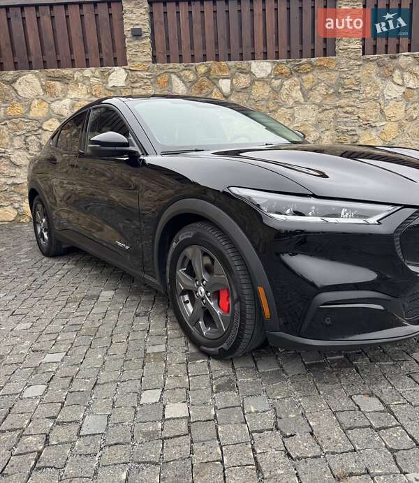 Позашляховик / Кросовер Ford Mustang Mach-E 2021 в Рівному