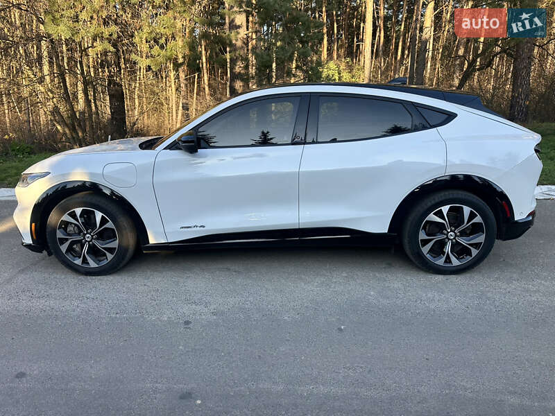 Позашляховик / Кросовер Ford Mustang Mach-E 2022 в Києві