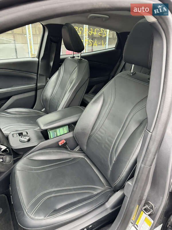 Позашляховик / Кросовер Ford Mustang Mach-E 2021 в Рівному