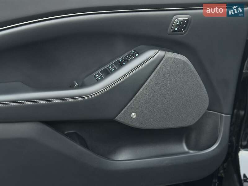 Внедорожник / Кроссовер Ford Mustang Mach-E 2023 в Одессе