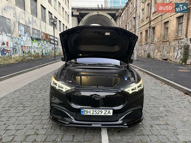 Внедорожник / Кроссовер Ford Mustang Mach-E 2023 в Одессе