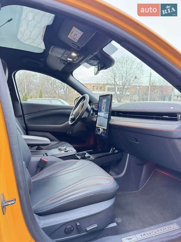 Внедорожник / Кроссовер Ford Mustang Mach-E 2022 в Ровно
