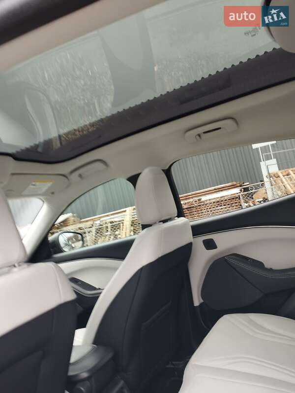 Внедорожник / Кроссовер Ford Mustang Mach-E 2023 в Ивано-Франковске фото 11 Внедорожник / Кроссовер Ford Mustang Mach-E 2023 в Ивано-Франковске