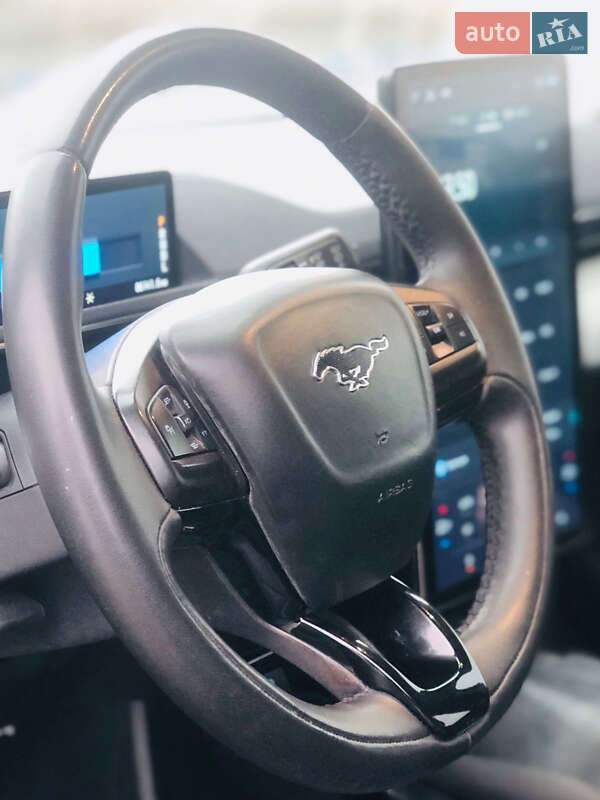 Внедорожник / Кроссовер Ford Mustang Mach-E 2022 в Дрогобыче