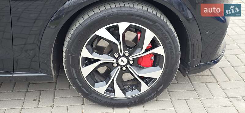 Позашляховик / Кросовер Ford Mustang Mach-E 2022 в Тернополі