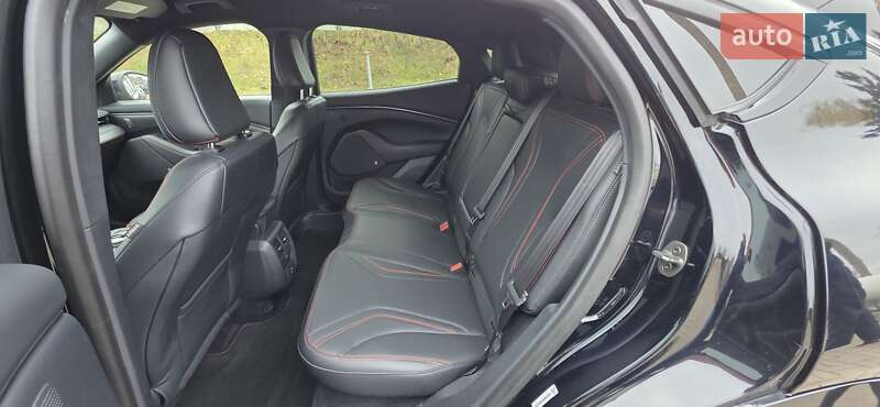 Позашляховик / Кросовер Ford Mustang Mach-E 2022 в Тернополі
