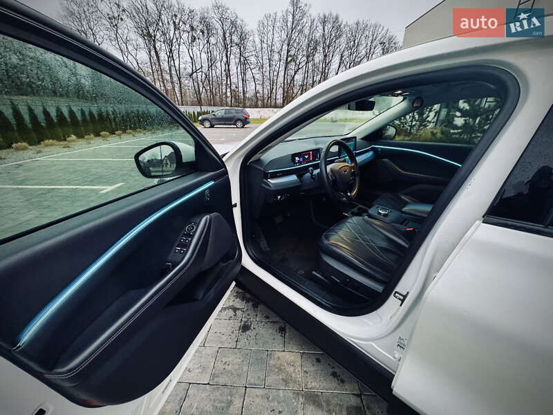 Позашляховик / Кросовер Ford Mustang Mach-E 2022 в Луцьку