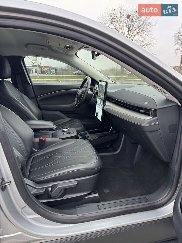 Внедорожник / Кроссовер Ford Mustang Mach-E 2021 в Луцке фото 14 Внедорожник / Кроссовер Ford Mustang Mach-E 2021 в Луцке