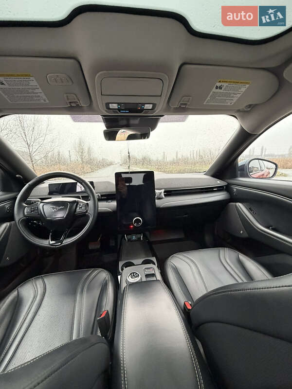 Позашляховик / Кросовер Ford Mustang Mach-E 2021 в Києві