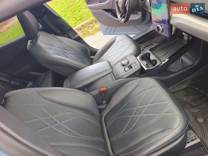 Позашляховик / Кросовер Ford Mustang Mach-E 2023 в Вінниці фото 58 Позашляховик / Кросовер Ford Mustang Mach-E 2023 в Вінниці