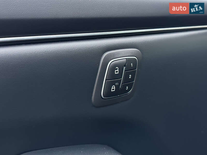 Позашляховик / Кросовер Ford Mustang Mach-E 2023 в Вінниці фото 34 Позашляховик / Кросовер Ford Mustang Mach-E 2023 в Вінниці