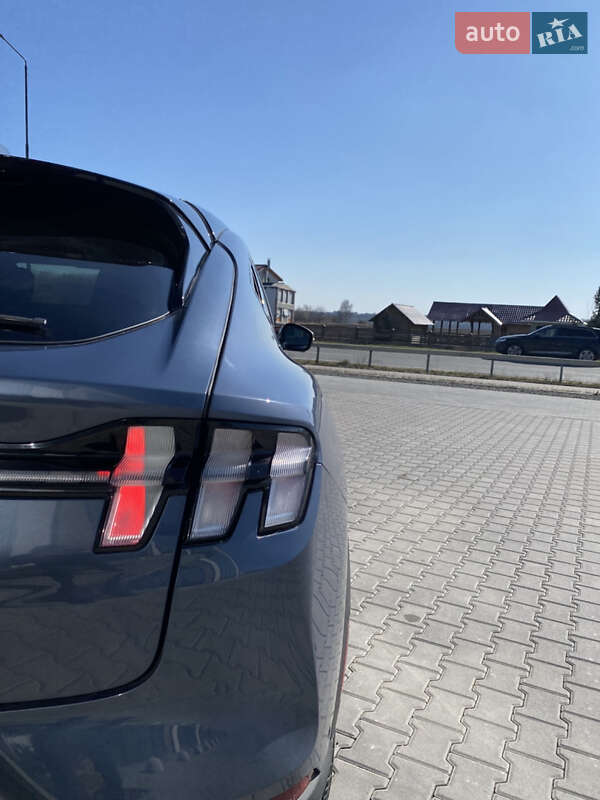 Внедорожник / Кроссовер Ford Mustang Mach-E 2021 в Тернополе