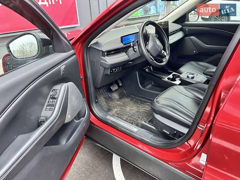 Позашляховик / Кросовер Ford Mustang Mach-E 2022 в Києві