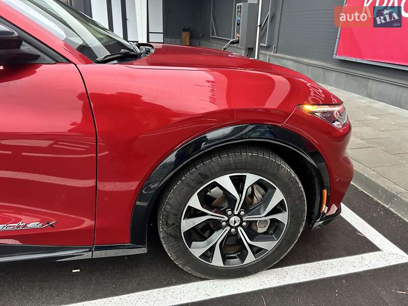 Позашляховик / Кросовер Ford Mustang Mach-E 2022 в Києві