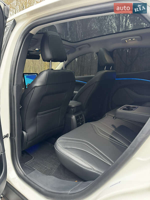 Внедорожник / Кроссовер Ford Mustang Mach-E 2023 в Львове фото 11 Внедорожник / Кроссовер Ford Mustang Mach-E 2023 в Львове