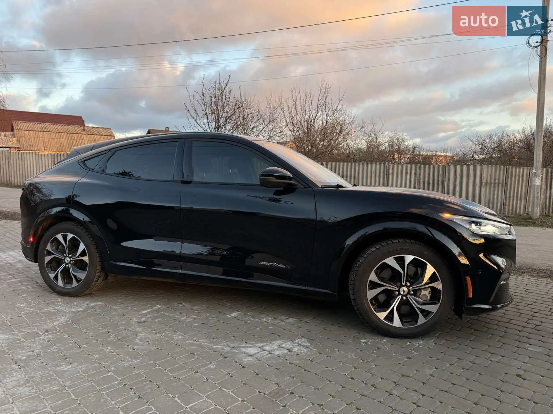 2020 Ford Mustang Mach-E - мініатюра 6