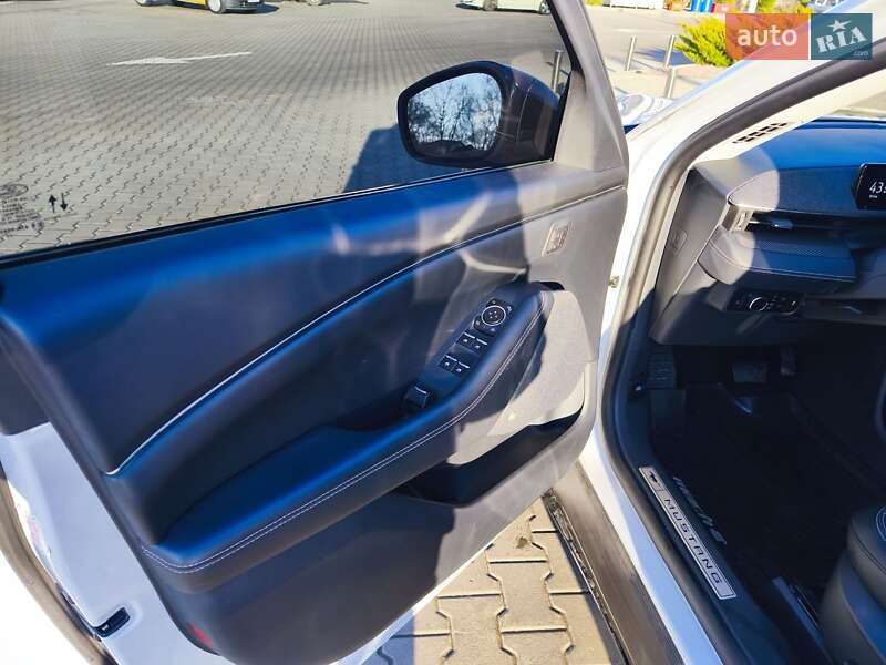 Внедорожник / Кроссовер Ford Mustang Mach-E 2023 в Житомире