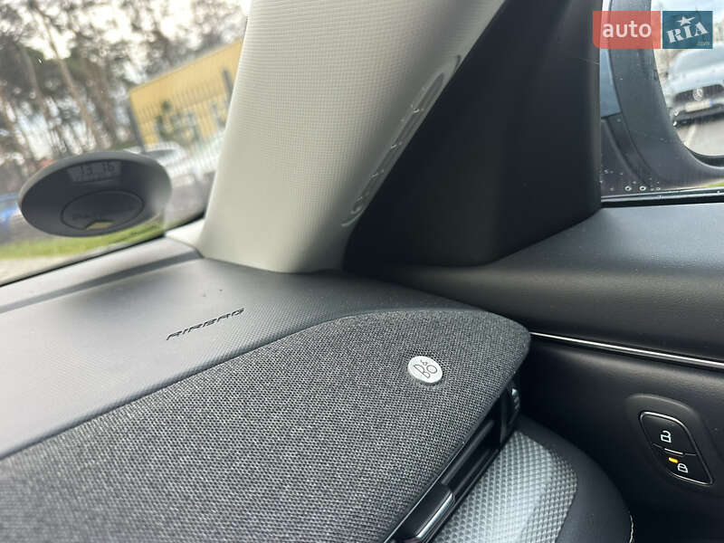 Позашляховик / Кросовер Ford Mustang Mach-E 2021 в Житомирі