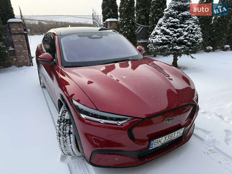 Позашляховик / Кросовер Ford Mustang Mach-E 2021 в Рівному