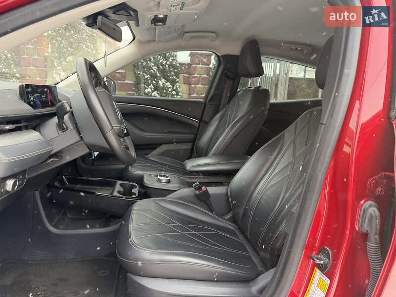 Позашляховик / Кросовер Ford Mustang Mach-E 2021 в Рівному