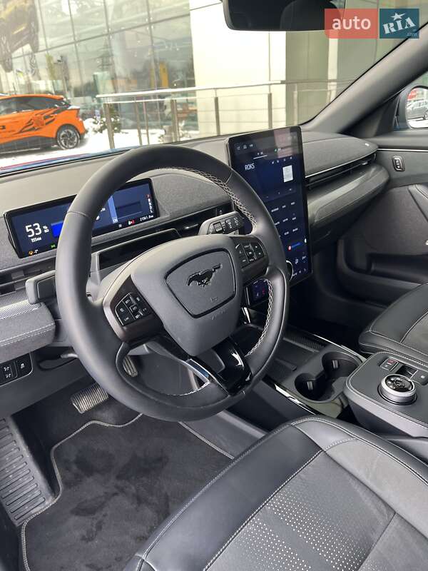 Внедорожник / Кроссовер Ford Mustang Mach-E 2024 в Киеве
