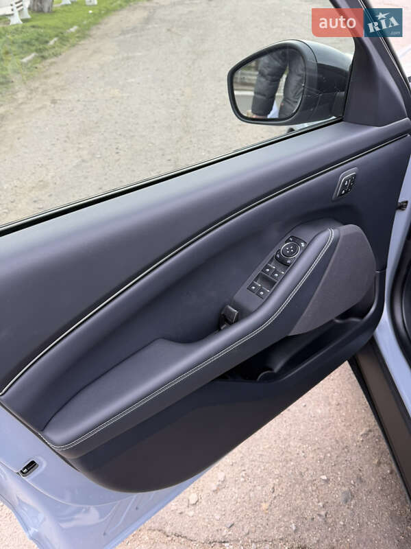 Внедорожник / Кроссовер Ford Mustang Mach-E 2024 в Одессе