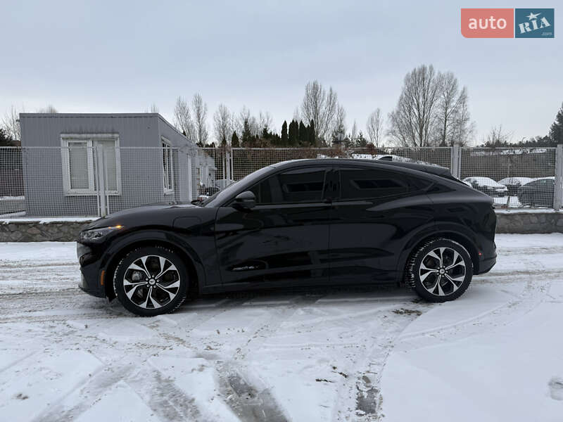 Позашляховик / Кросовер Ford Mustang Mach-E 2022 в Українці