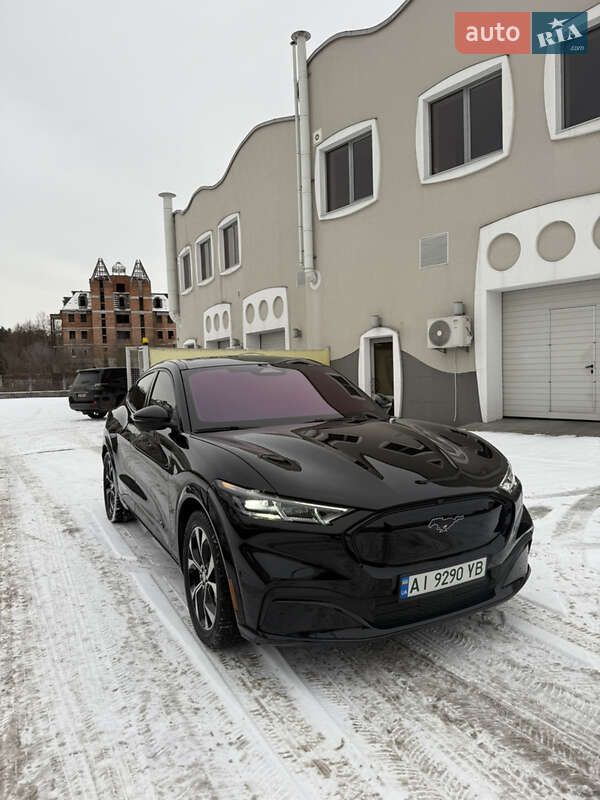Позашляховик / Кросовер Ford Mustang Mach-E 2022 в Українці