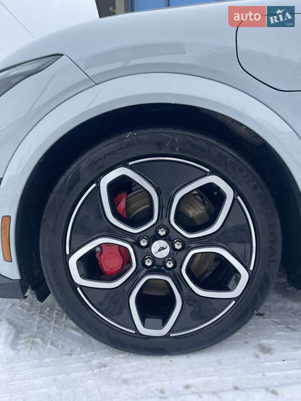 Позашляховик / Кросовер Ford Mustang Mach-E 2022 в Дніпрі