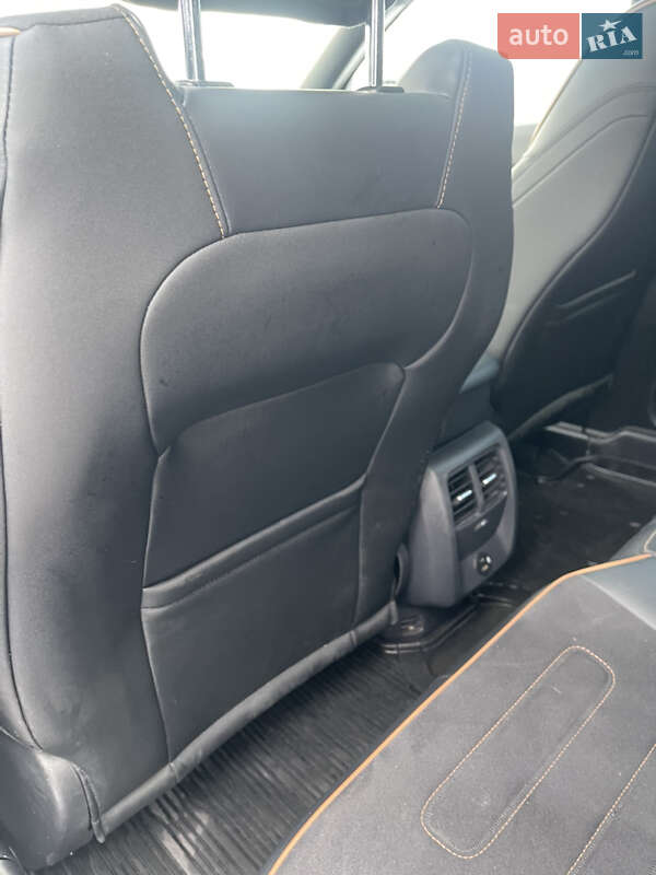 Позашляховик / Кросовер Ford Mustang Mach-E 2022 в Дніпрі