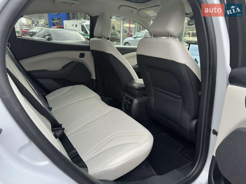 Внедорожник / Кроссовер Ford Mustang Mach-E 2023 в Одессе фото 13 Внедорожник / Кроссовер Ford Mustang Mach-E 2023 в Одессе