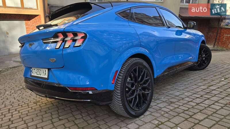 Внедорожник / Кроссовер Ford Mustang Mach-E 2022 в Ивано-Франковске