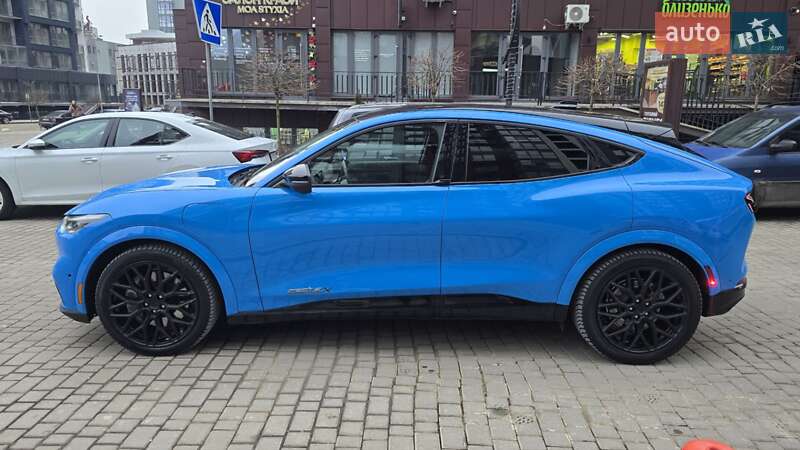 Внедорожник / Кроссовер Ford Mustang Mach-E 2022 в Ивано-Франковске