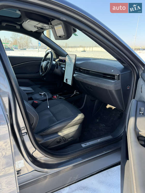 Внедорожник / Кроссовер Ford Mustang Mach-E 2023 в Киеве