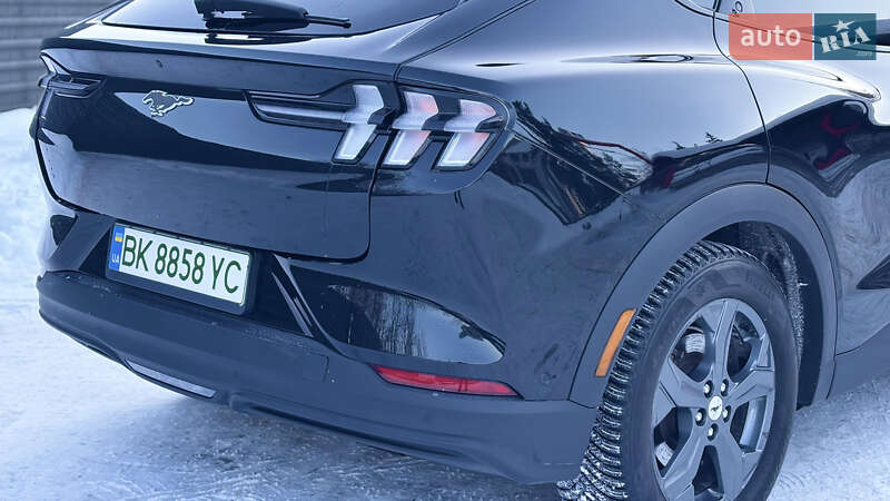 Позашляховик / Кросовер Ford Mustang Mach-E 2021 в Радивиліві