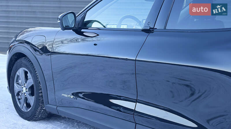 Позашляховик / Кросовер Ford Mustang Mach-E 2021 в Радивиліві