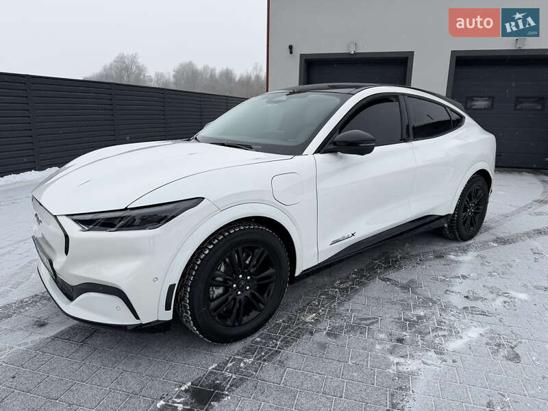 Ford Mustang Mach-E 2024