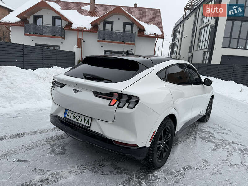 Позашляховик / Кросовер Ford Mustang Mach-E 2024 в Івано-Франківську