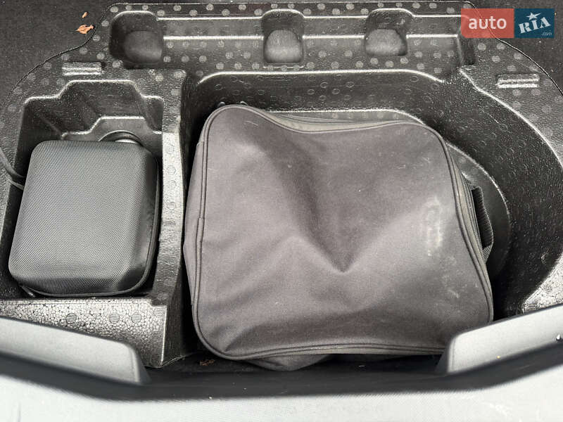 Позашляховик / Кросовер Ford Mustang Mach-E 2024 в Івано-Франківську