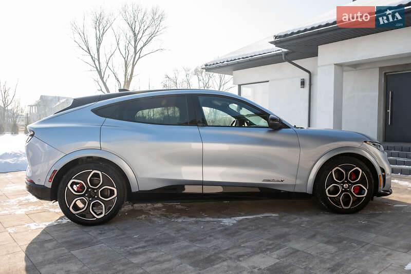 Позашляховик / Кросовер Ford Mustang Mach-E 2022 в Івано-Франківську