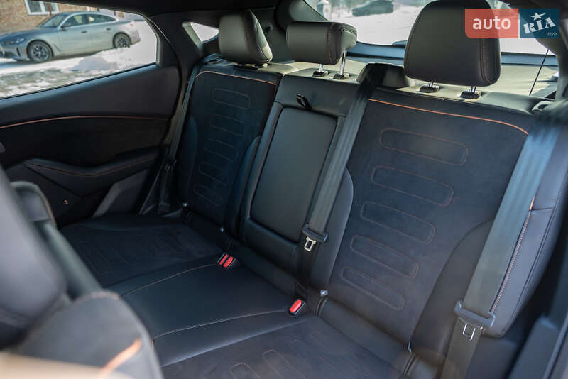 Позашляховик / Кросовер Ford Mustang Mach-E 2022 в Івано-Франківську